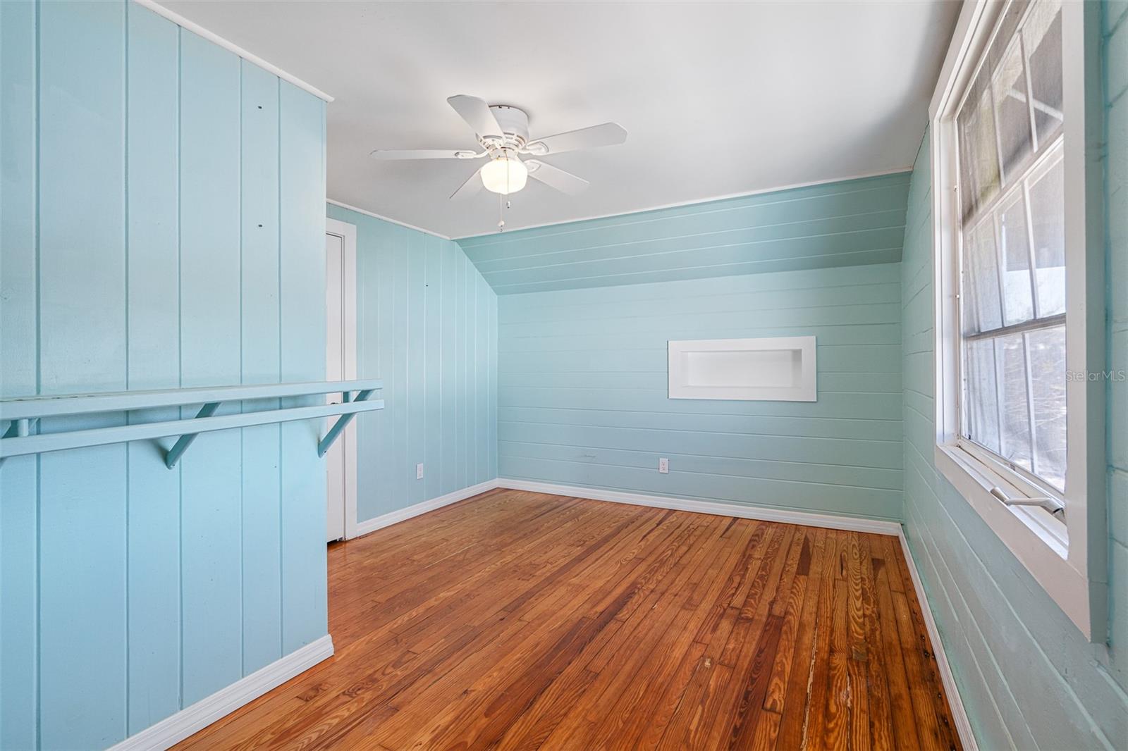 ST PETERSBURG BEACH REP - Commercial Sale