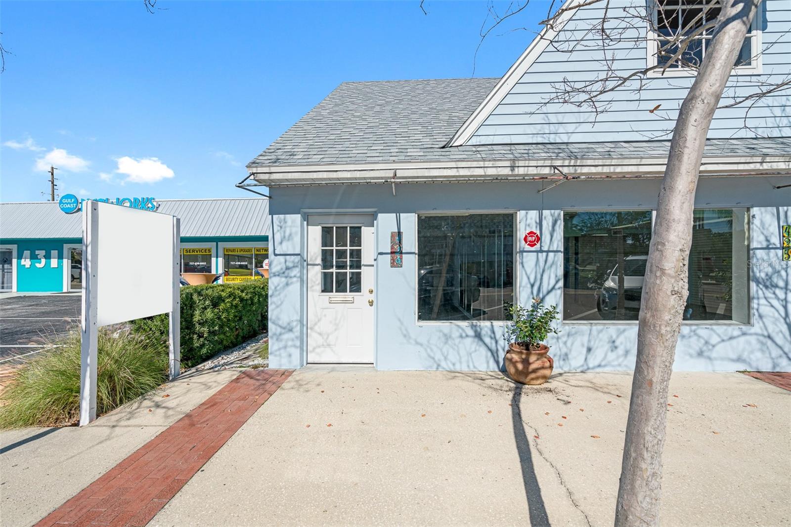ST PETERSBURG BEACH REP - Commercial Sale