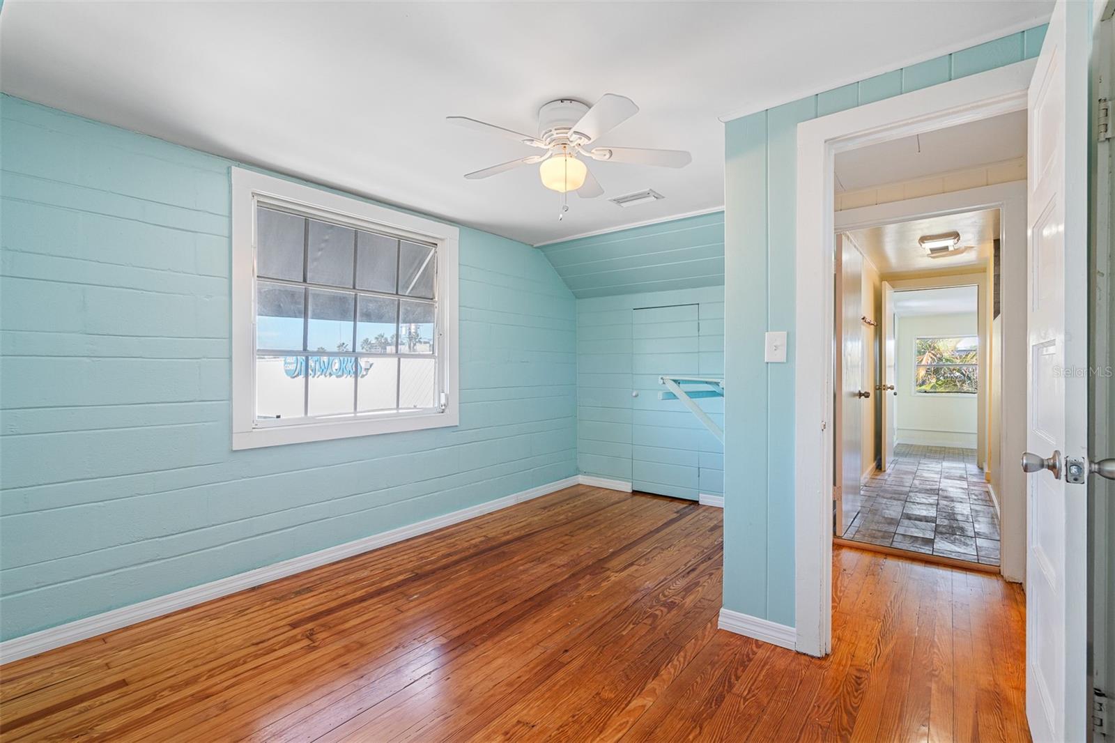 ST PETERSBURG BEACH REP - Commercial Sale