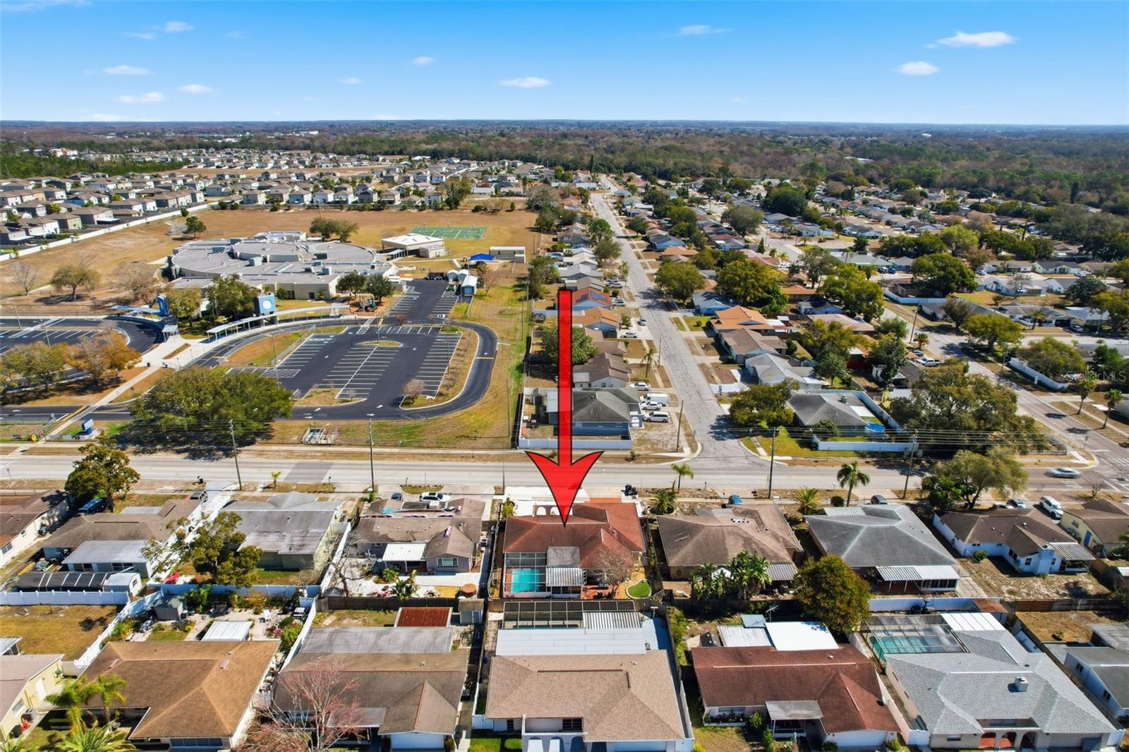 COLONIAL HILLS - Residential