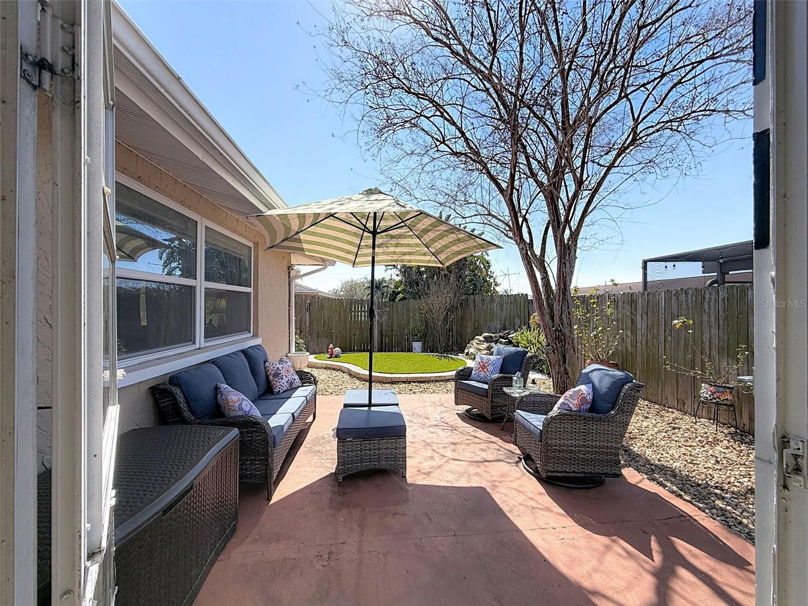 COLONIAL HILLS - Residential