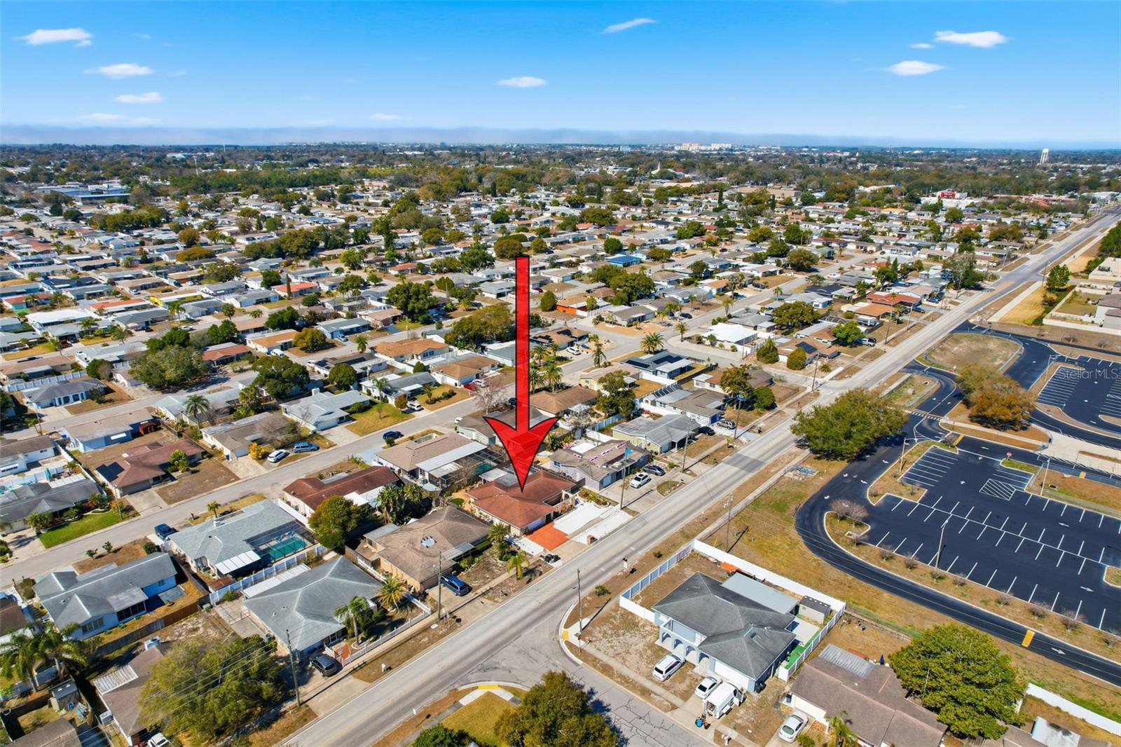 COLONIAL HILLS - Residential