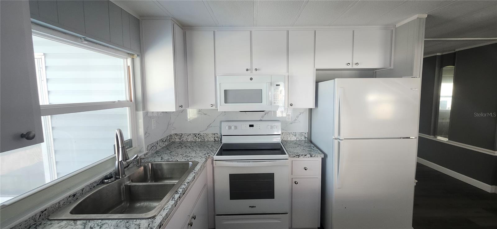 SENATE MANOR UNREC - Residential