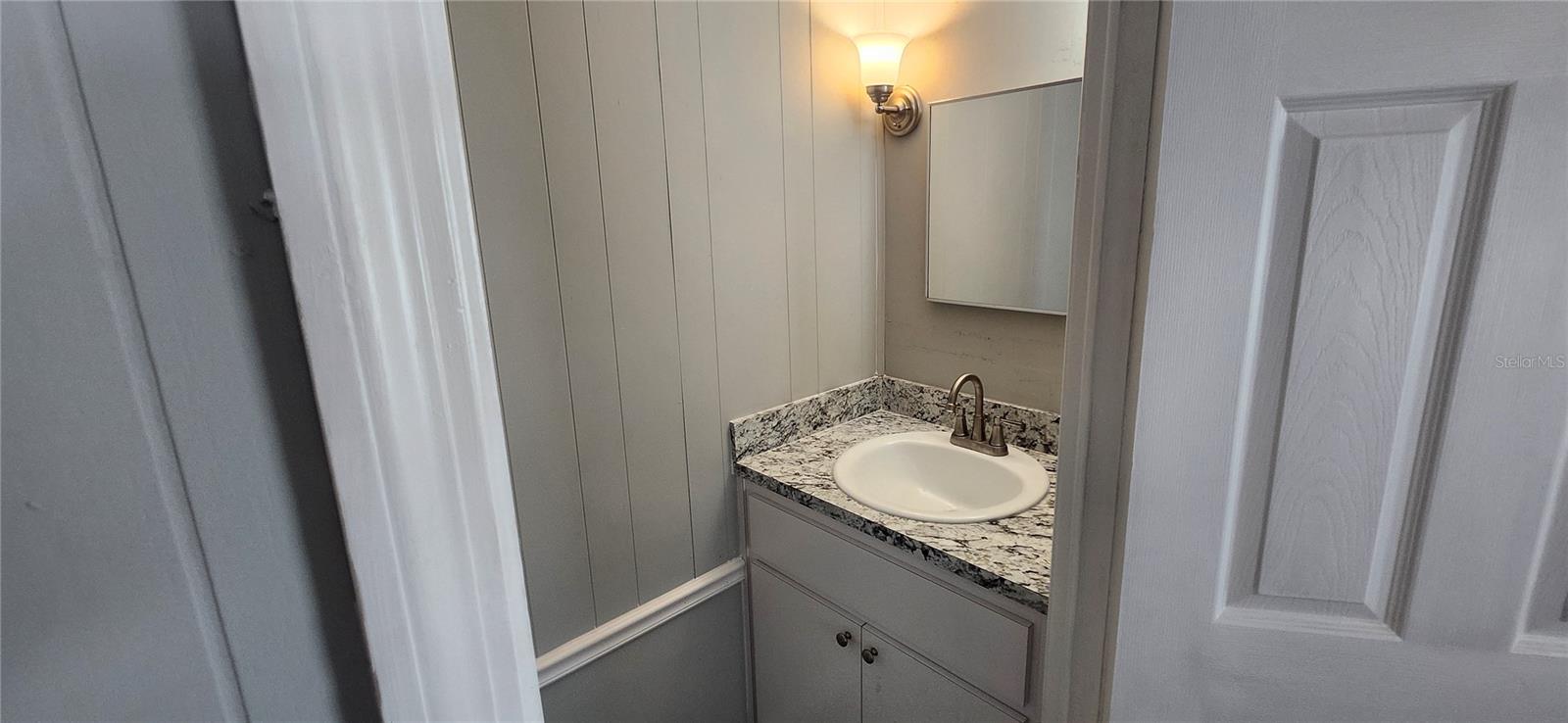 SENATE MANOR UNREC - Residential