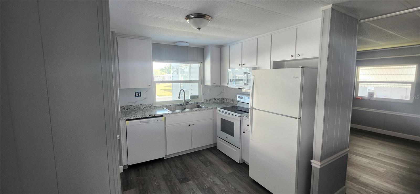 SENATE MANOR UNREC - Residential