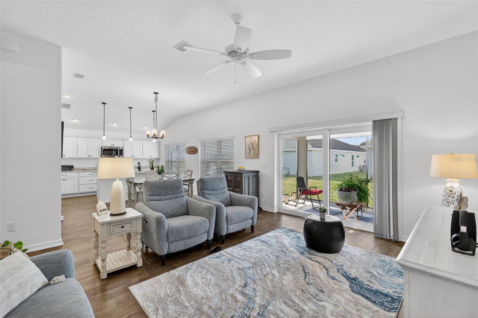 VILLAGES/SOUTHERN OAKS - Residential