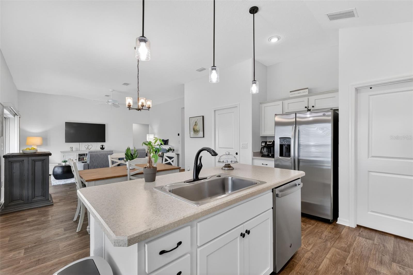 VILLAGES/SOUTHERN OAKS - Residential