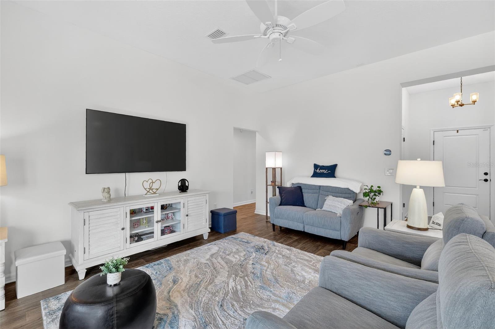 VILLAGES/SOUTHERN OAKS - Residential