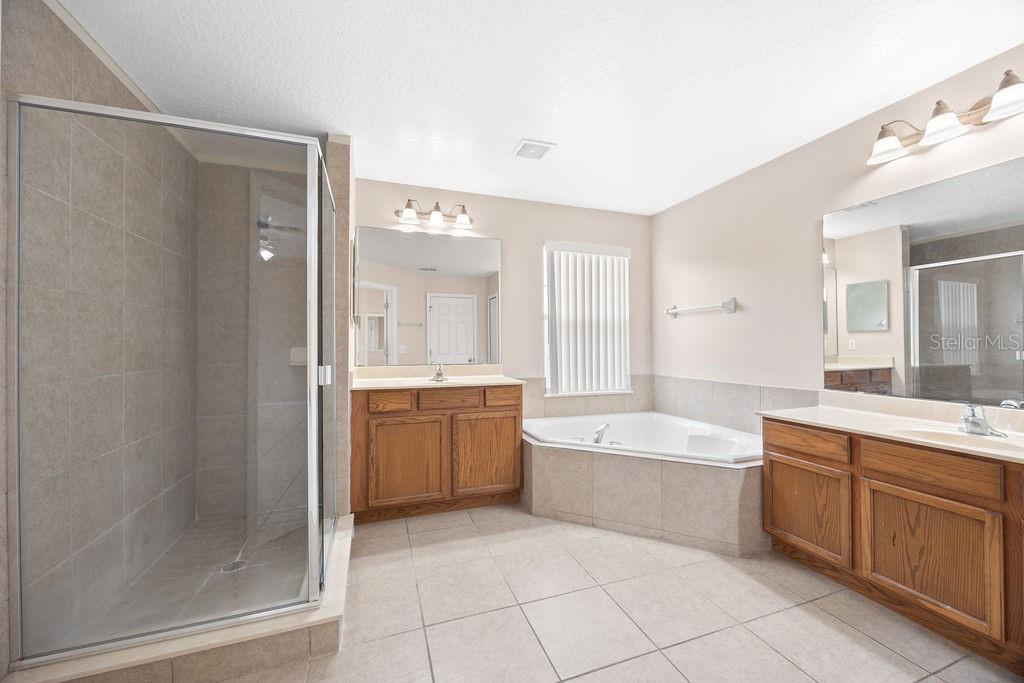 MOSS PARK RDG - Residential Lease