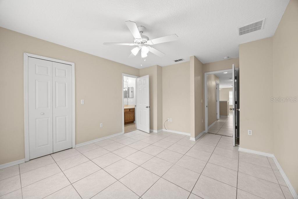 MOSS PARK RDG - Residential Lease