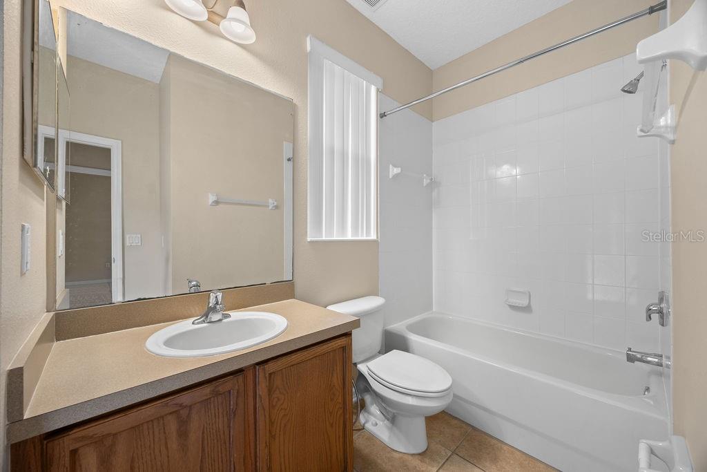 MOSS PARK RDG - Residential Lease