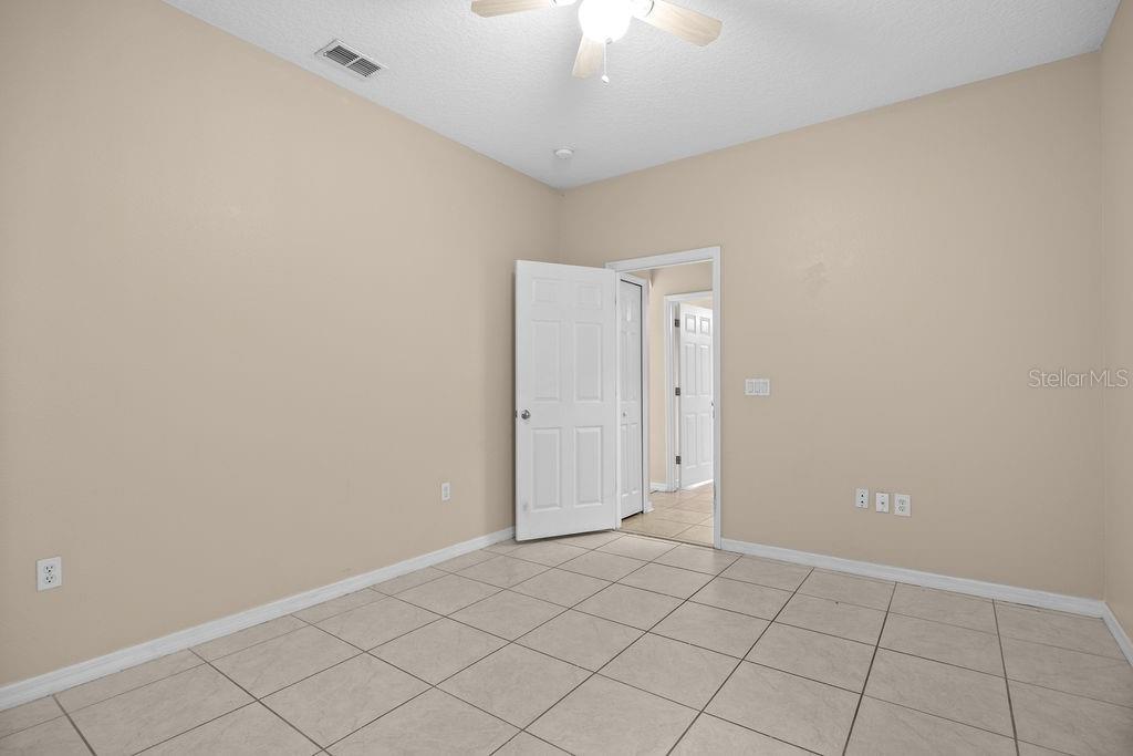 MOSS PARK RDG - Residential Lease