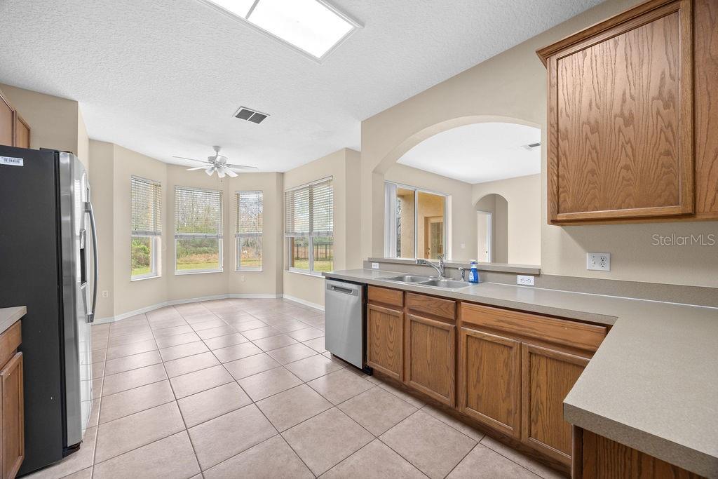 MOSS PARK RDG - Residential Lease