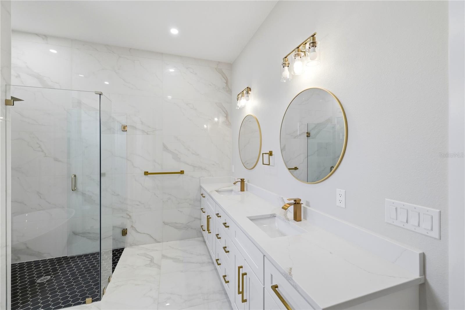 PORT CHARLOTTE SUB 22 - Residential