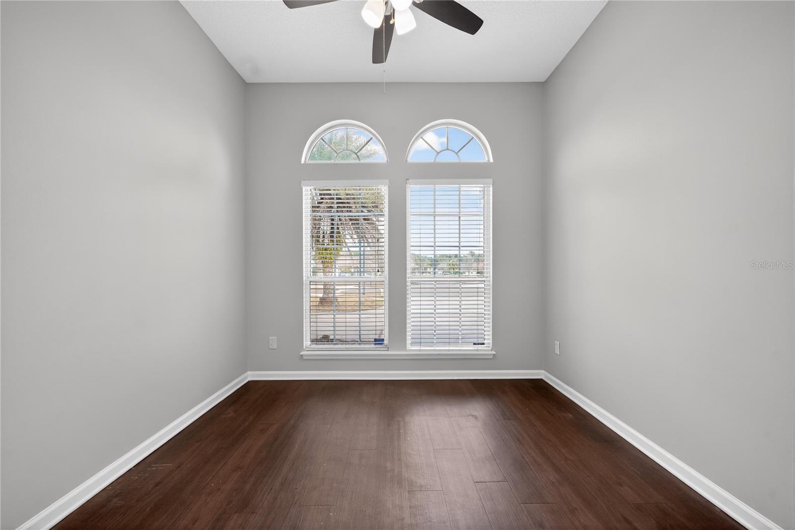 KENDALL TOWN - Residential