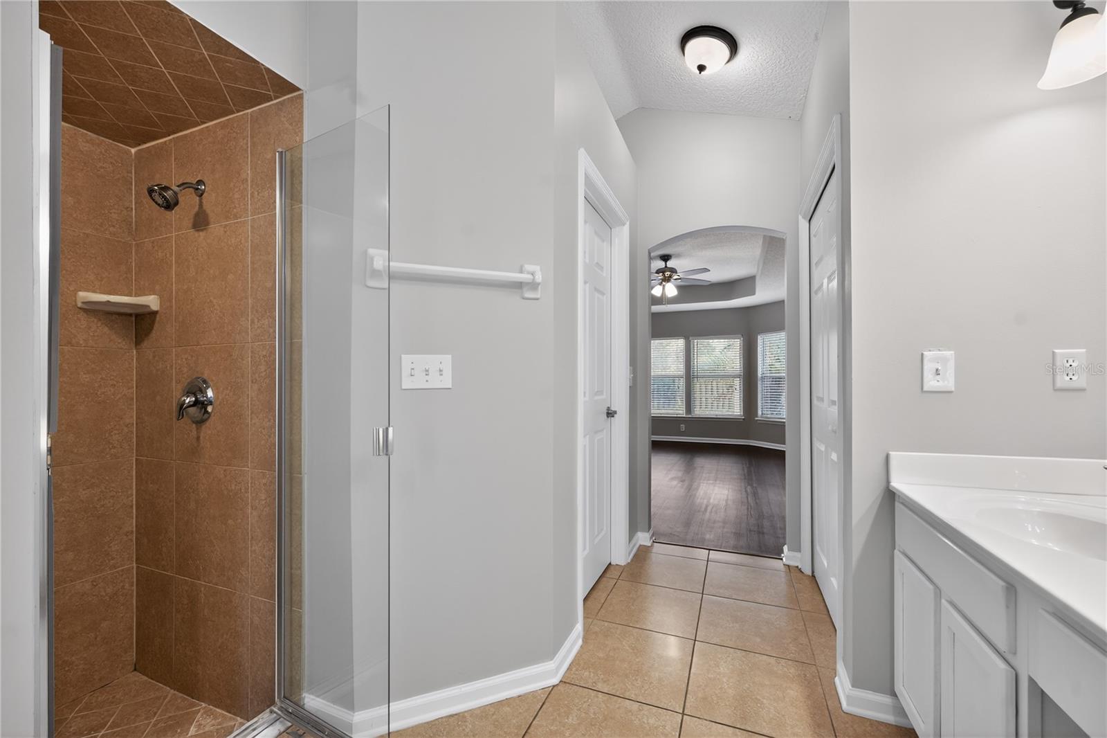 KENDALL TOWN - Residential