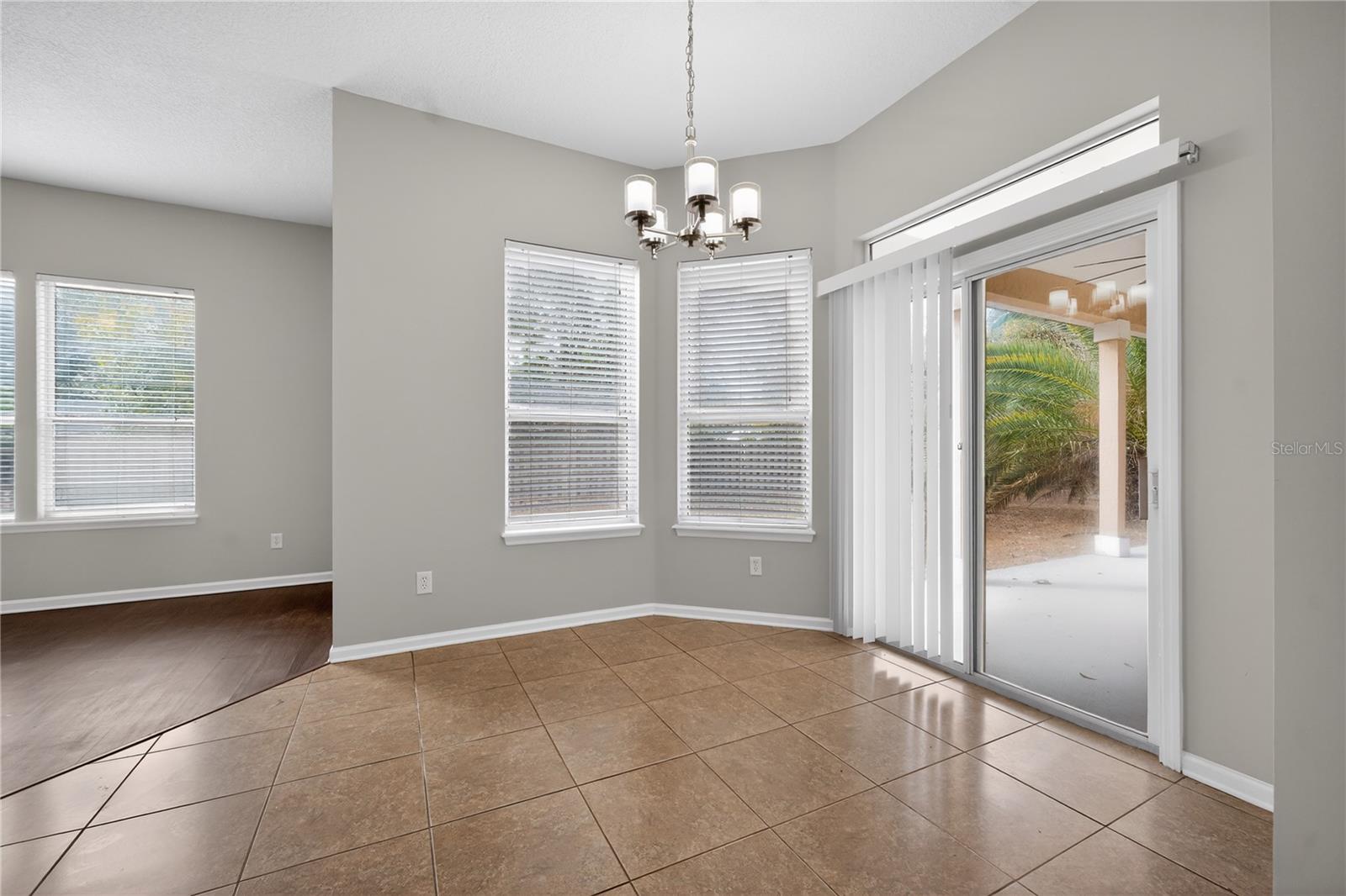 KENDALL TOWN - Residential