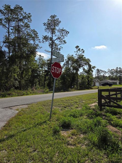 Tiny photo for 37 SW Hunter Hill Avenue, Dunnellon, FL 34431 (MLS # OM727510)