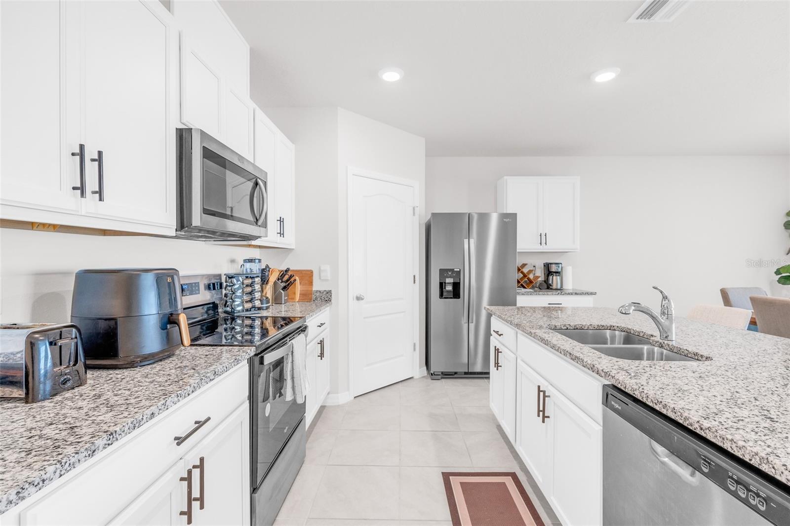 CYPRESS PARK ESTATES - Residential