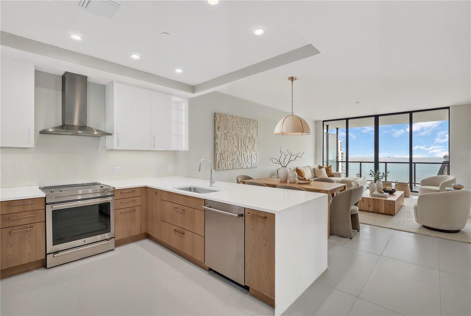 ART HOUSE CONDOMINIUM - Residential