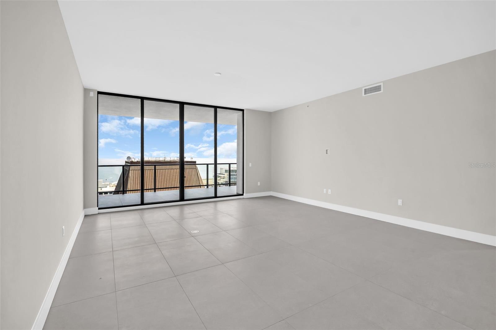 ART HOUSE CONDOMINIUM - Residential