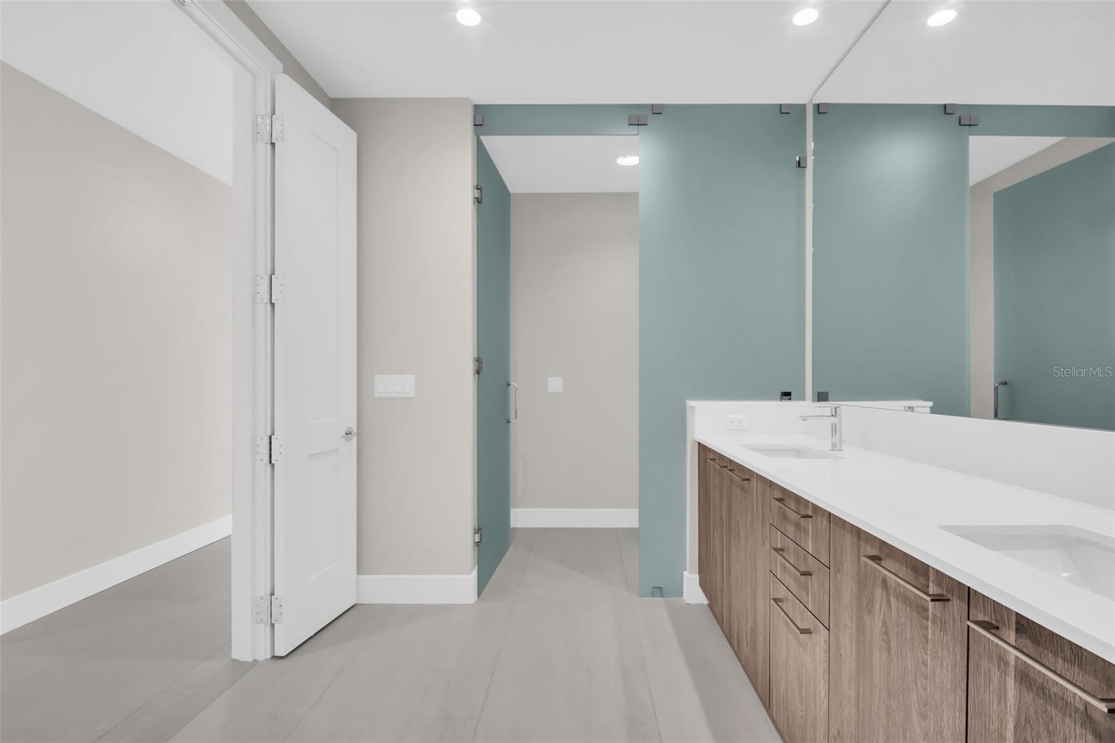 ART HOUSE CONDOMINIUM - Residential