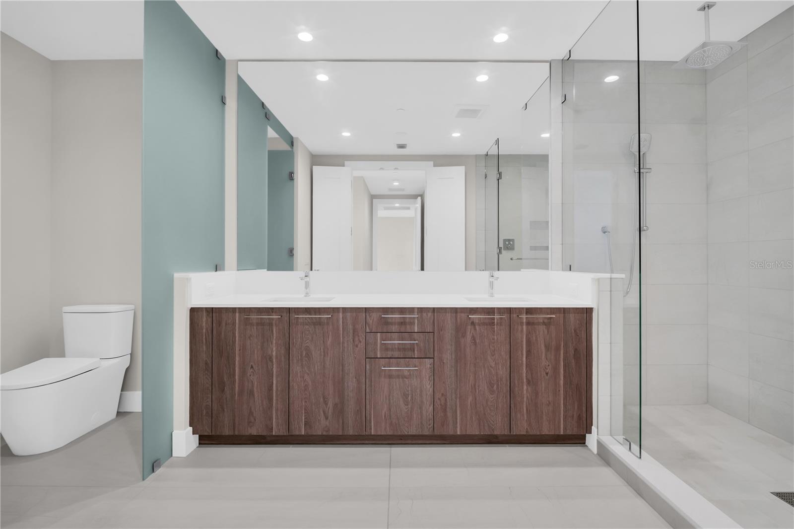 ART HOUSE CONDOMINIUM - Residential