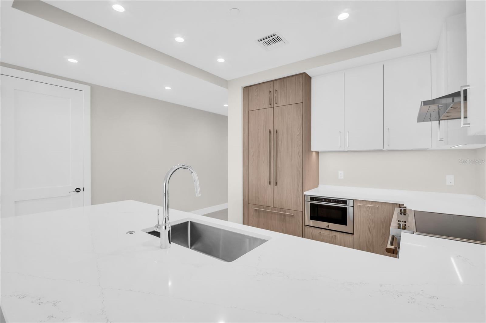 ART HOUSE CONDOMINIUM - Residential