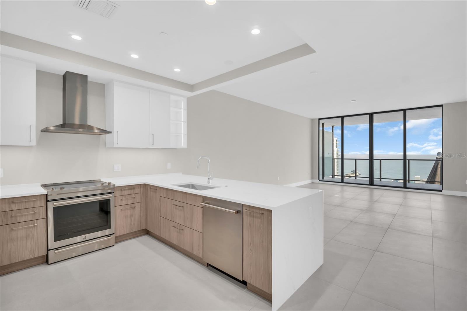 ART HOUSE CONDOMINIUM - Residential