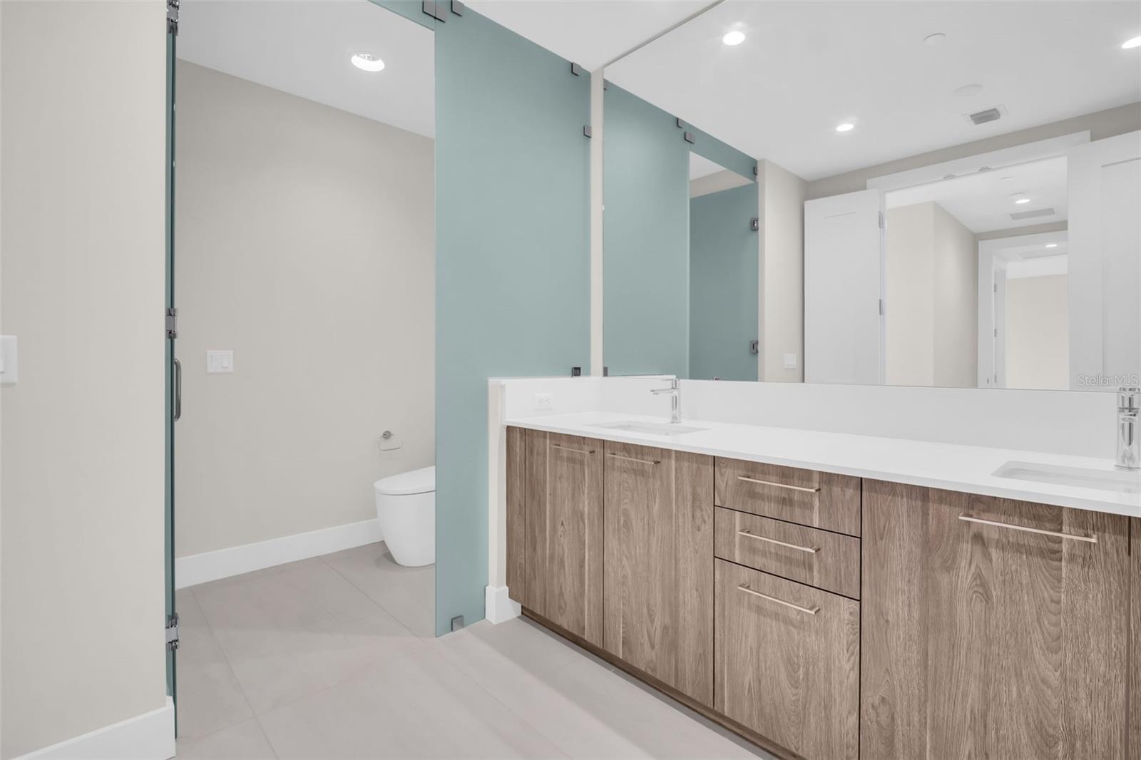 ART HOUSE CONDOMINIUM - Residential