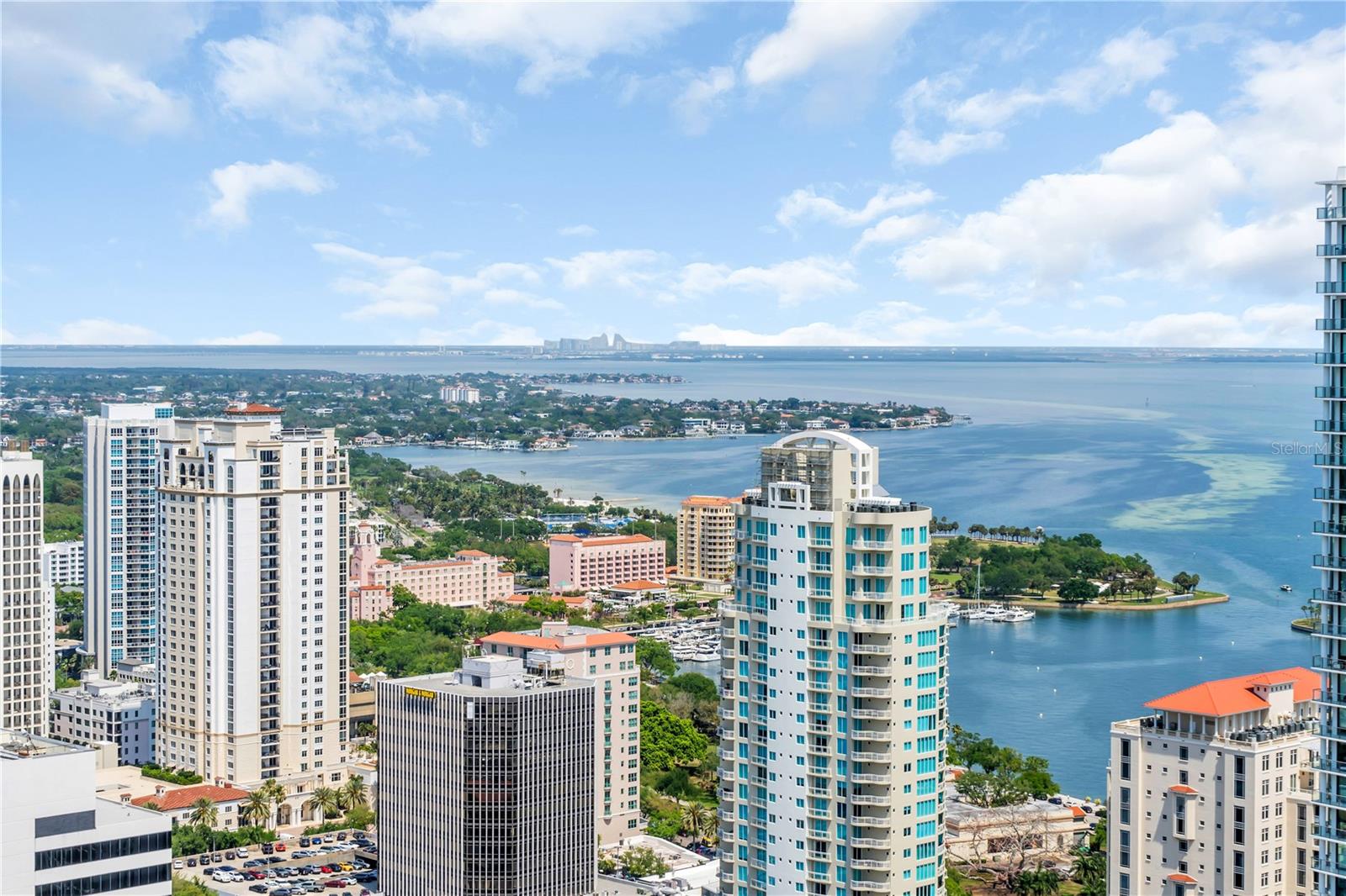 ART HOUSE CONDOMINIUM - Residential