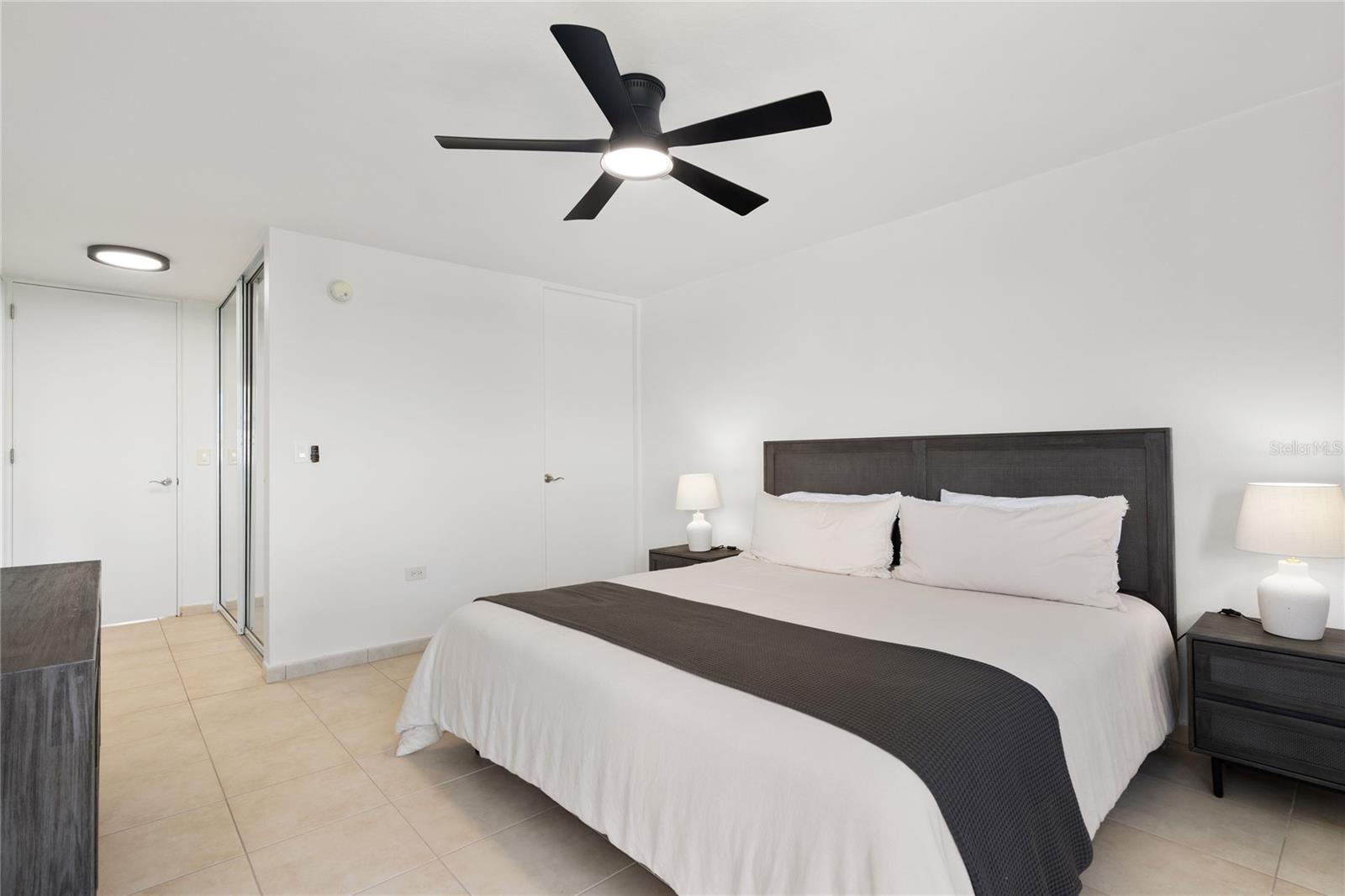 THE OCEAN CLUB AT SEVEN SEAS - Residential