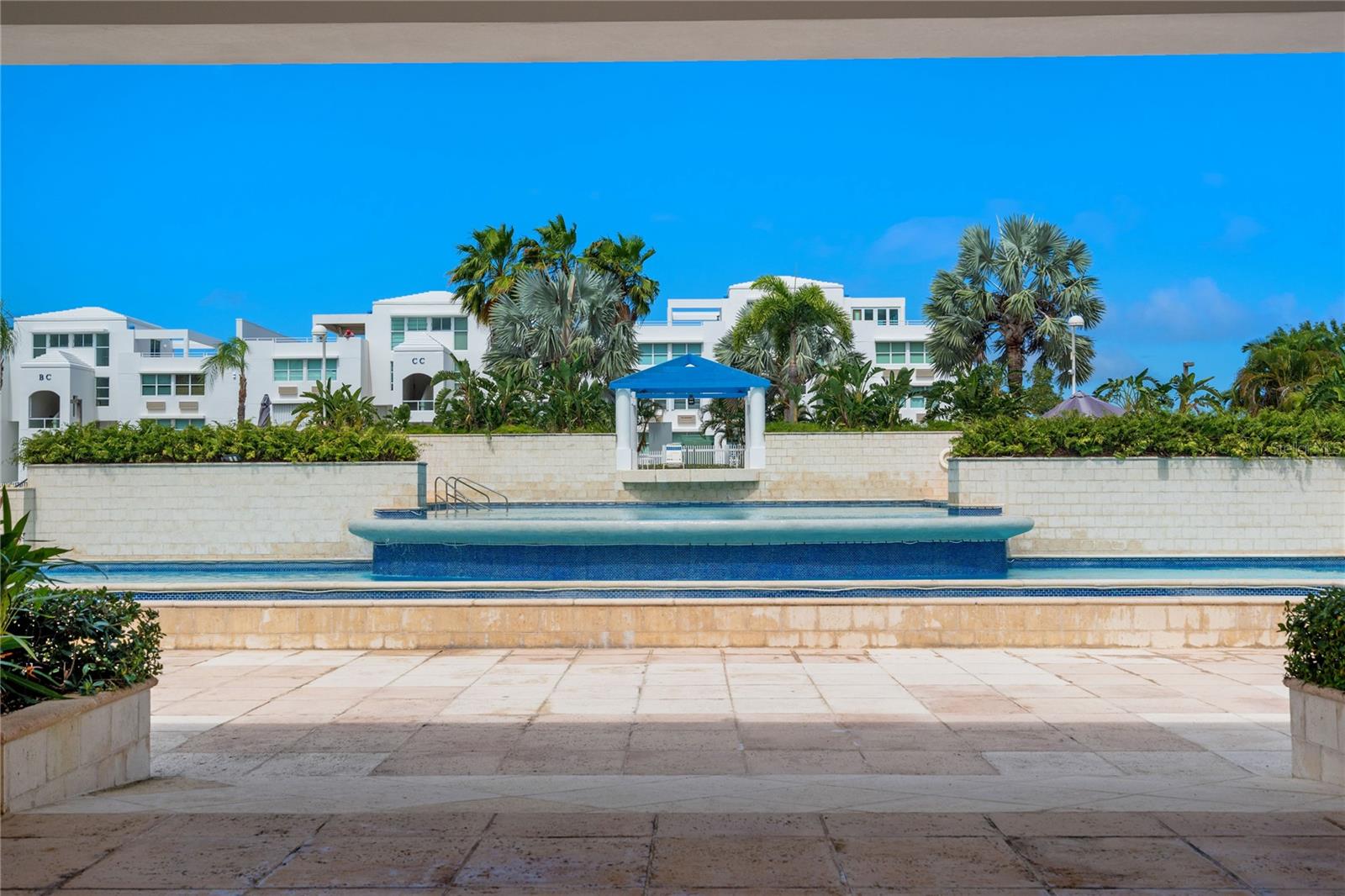 THE OCEAN CLUB AT SEVEN SEAS - Residential