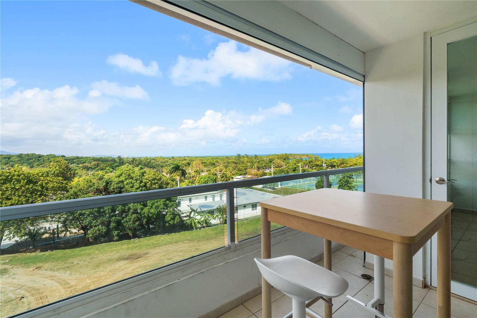 THE OCEAN CLUB AT SEVEN SEAS - Residential