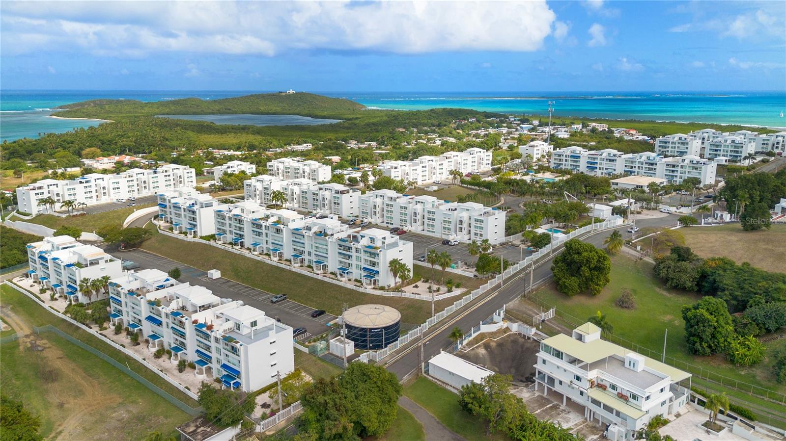 THE OCEAN CLUB AT SEVEN SEAS - Residential