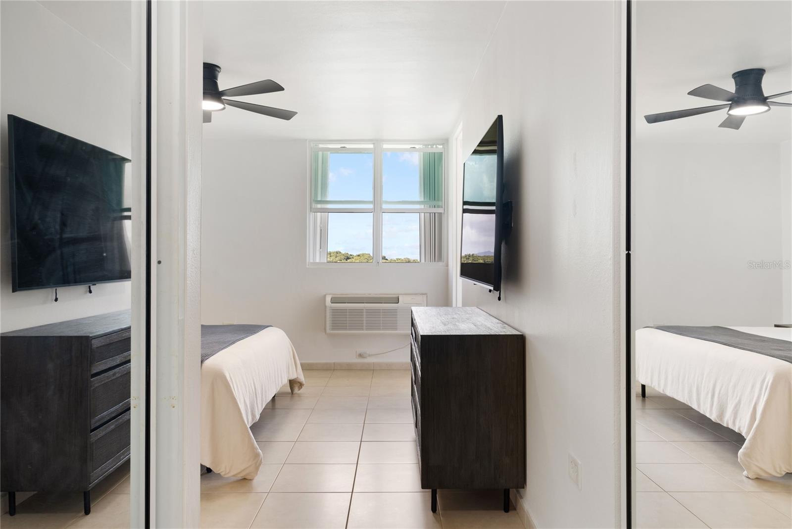 THE OCEAN CLUB AT SEVEN SEAS - Residential