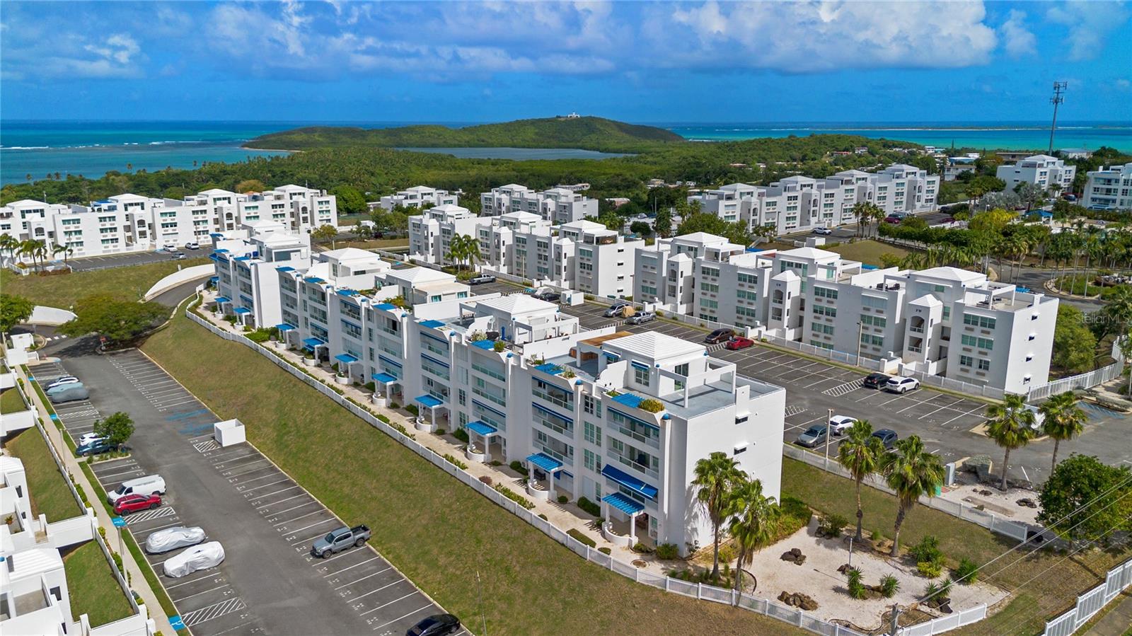 THE OCEAN CLUB AT SEVEN SEAS - Residential