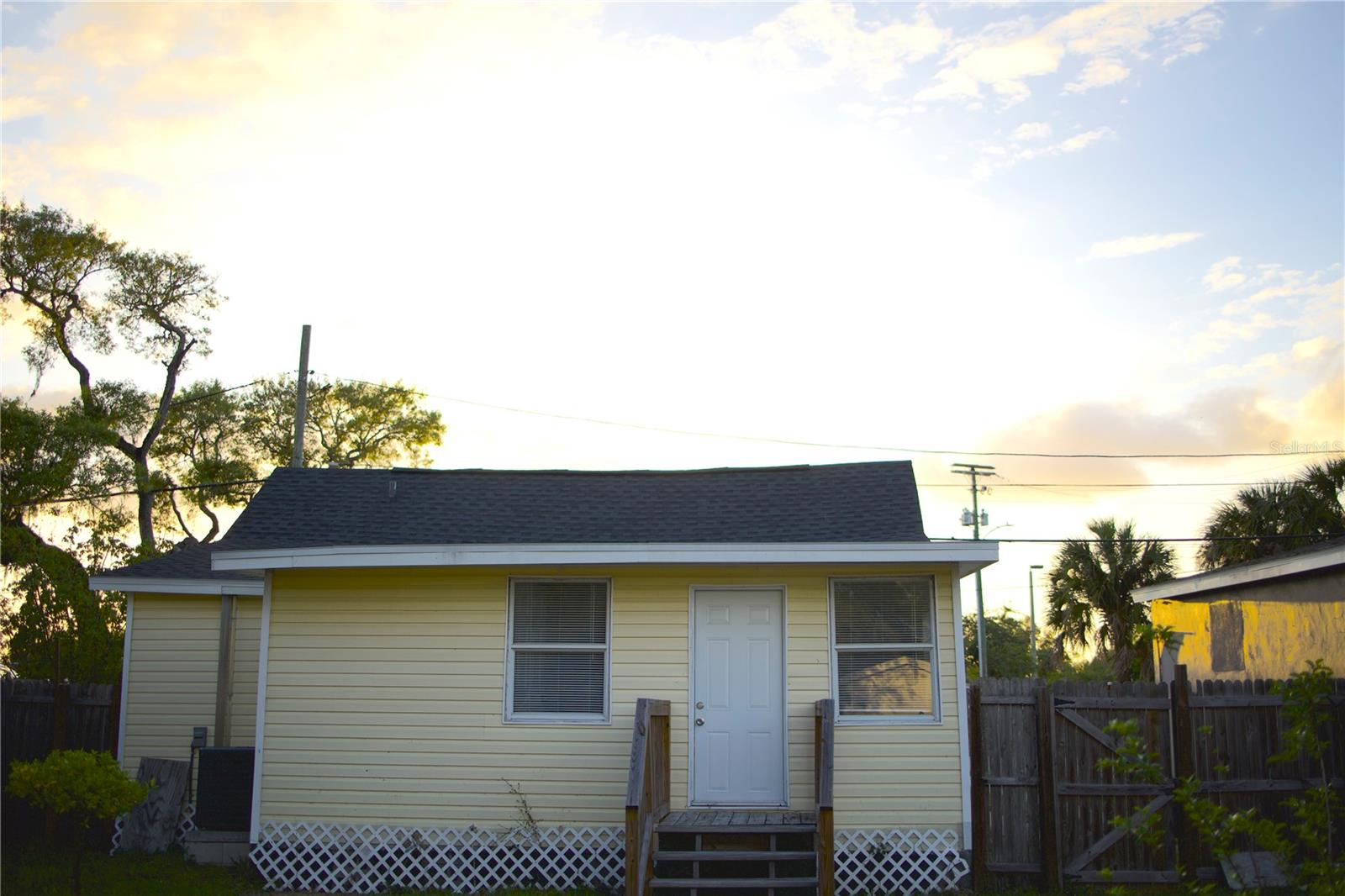 PALM PARK - Residential