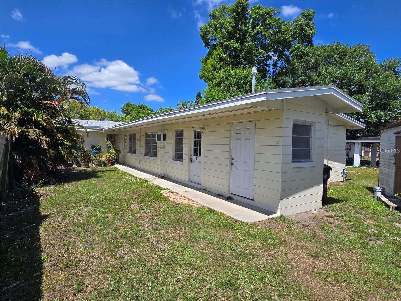 This charming 1-bedroom, 1-bathroom duplex is available for rent in the heart of St. Cloud, just minutes from the beautiful Lakefront Park. Enjoy an open floor plan, upgraded flooring, and a convenient location near shopping, St. Cloud Regional Hospital, City Hall, and top-rated A schools.
Key Features:
- 1 Bedroom / 1 Bathroom
- Move-in Special $1395 for the first 3 months if leased by 8/15 (Rent will increase to $1495 after first 3 months)
- Open layout with upgraded flooring
- Lawn care included
- No HOA – park your boat, trailer, or commercial vehicle with ease
- Small dog allowed with $250 non-refundable pet fee (breed, age, and size restrictions apply)
Rental Terms:
- First month’s rent and a security deposit equal to one month’s rent required
- $75 application fee per adult (18+)
- Online application process
- Applications are processed on a first-come, first-served basis once completed
Important Notice:
DO NOT go to the property without a scheduled showing. Unauthorized visits will be considered trespassing. All showings must be conducted with a licensed real estate representative.
Contact us today—this property won't last long!