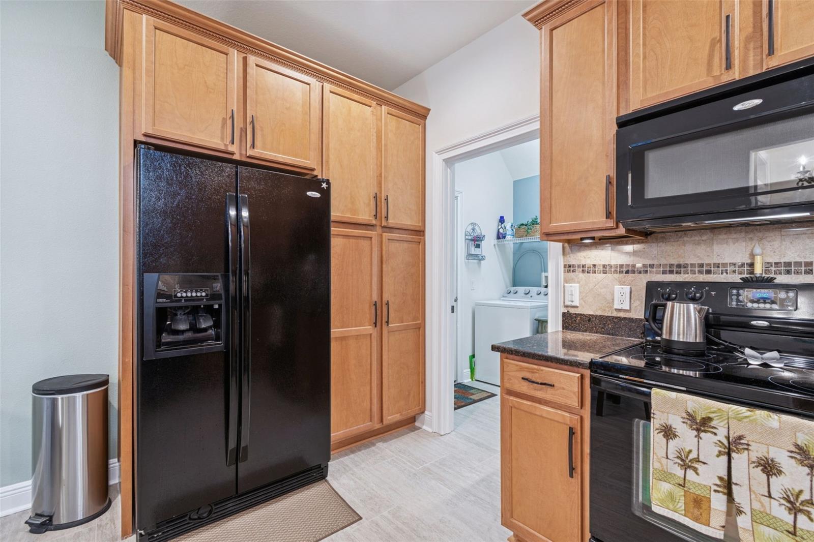 BEACON TRACE TWNHMS - Residential