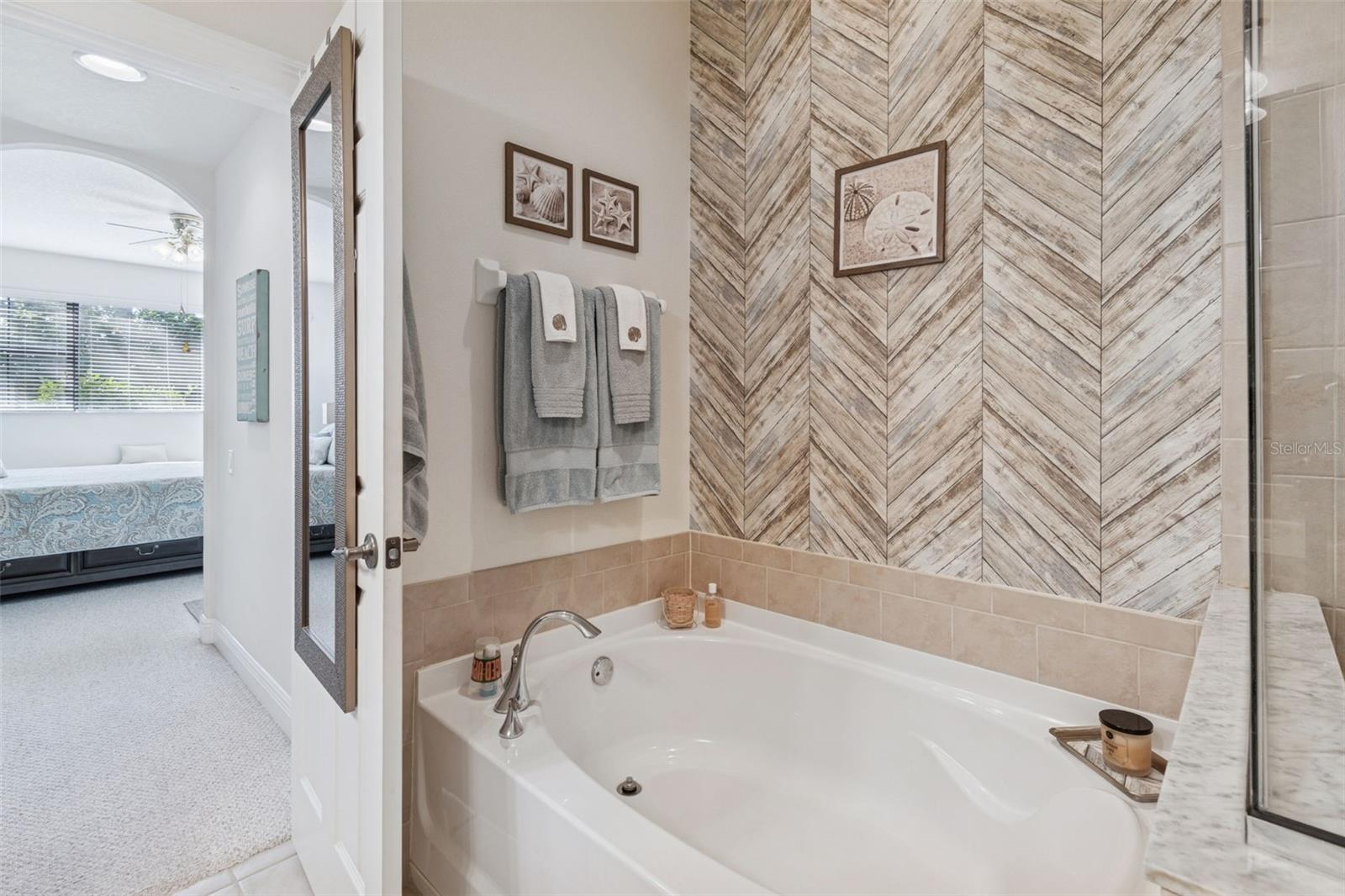 BEACON TRACE TWNHMS - Residential