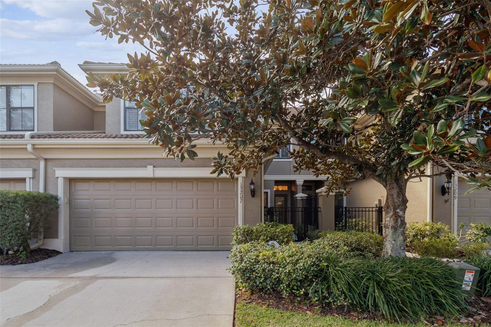 BEACON TRACE TWNHMS - Residential