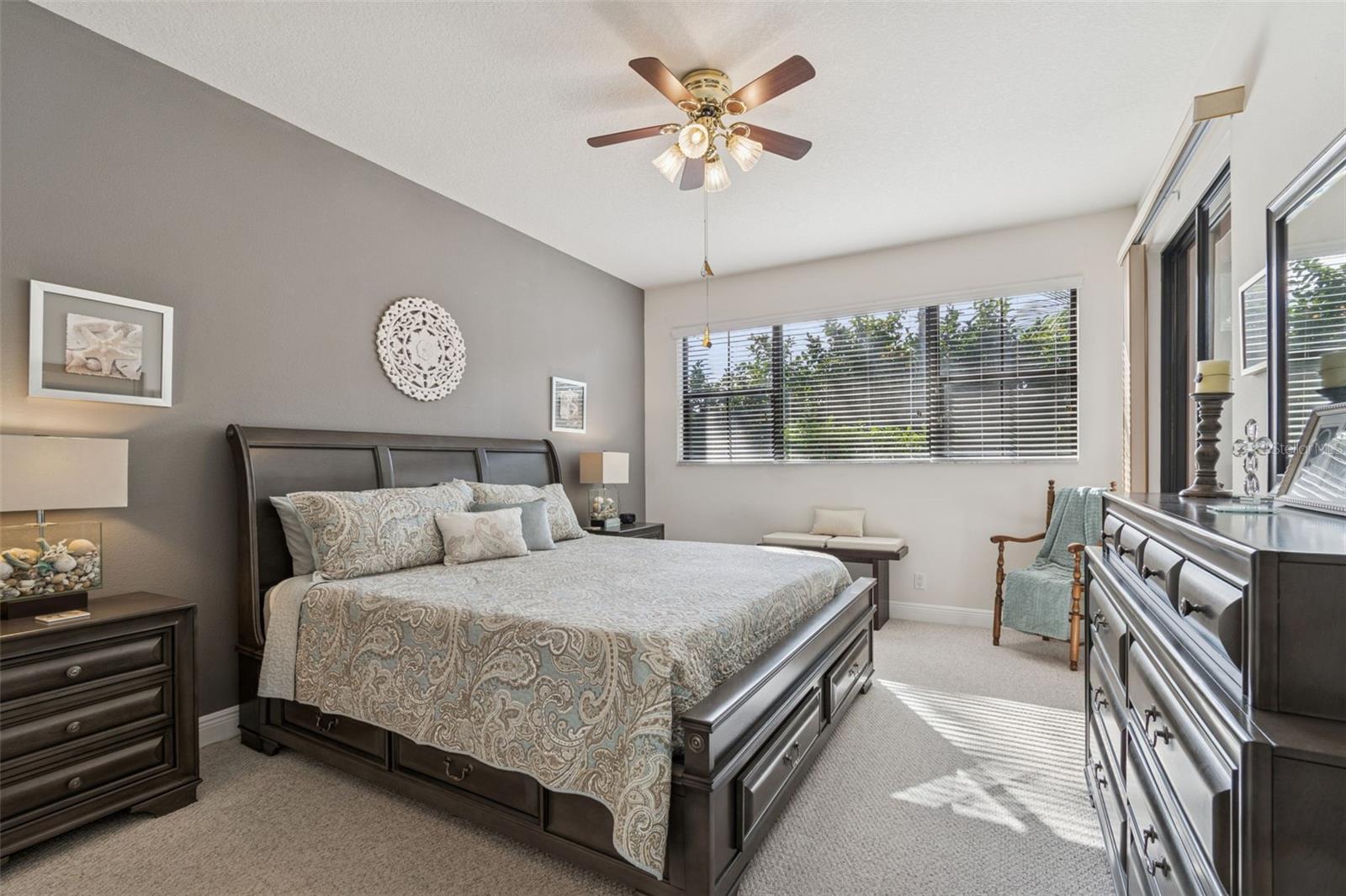 BEACON TRACE TWNHMS - Residential