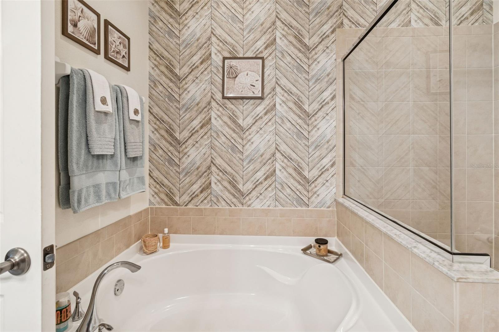 BEACON TRACE TWNHMS - Residential