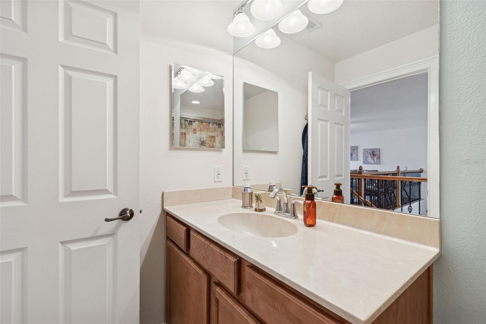 BEACON TRACE TWNHMS - Residential