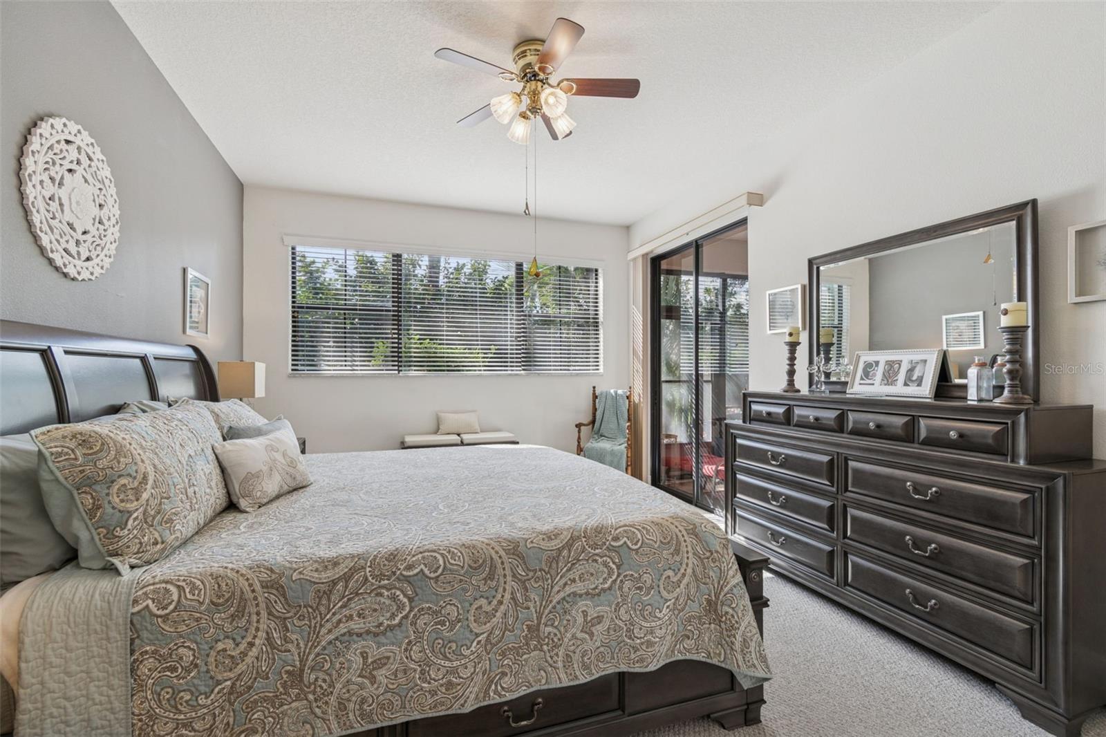 BEACON TRACE TWNHMS - Residential