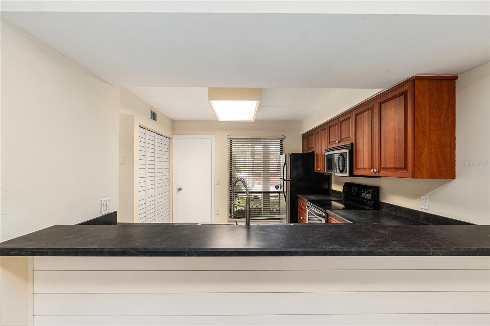 SOMERESET VILLAGE - Residential