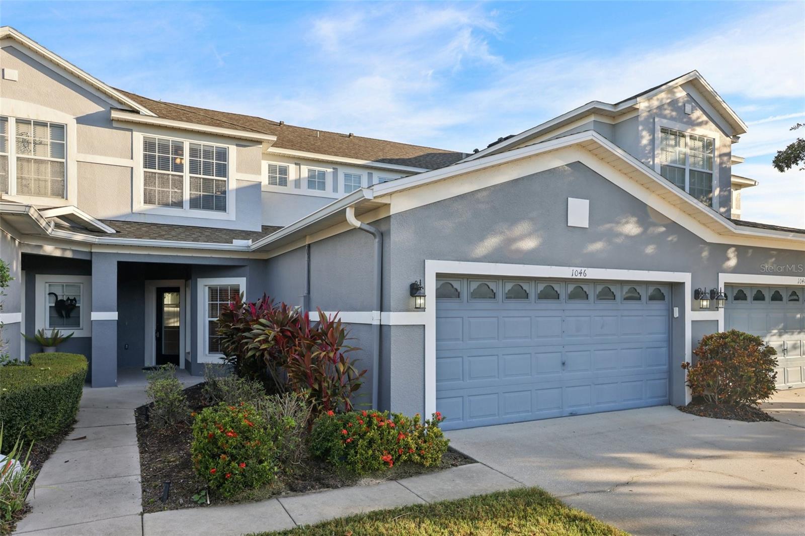 1046 COQUINA LANE