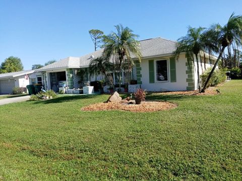 A home in PORT CHARLOTTE