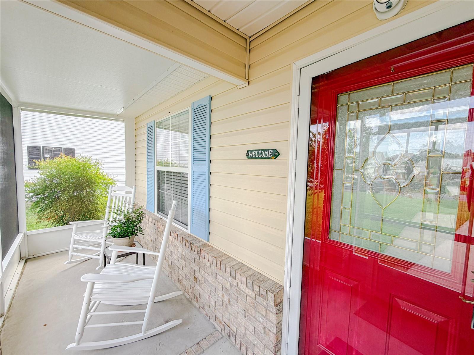 437 SE ROSEWOOD CIRCLE